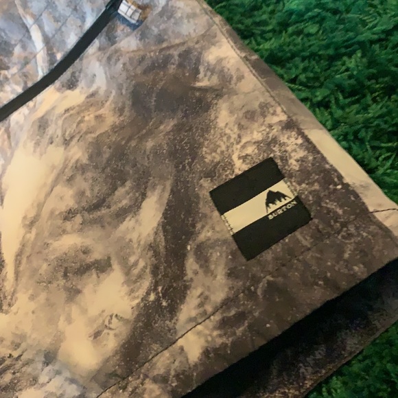 Burton Covert Slim Snowboard Jacket - Picture 2 of 6